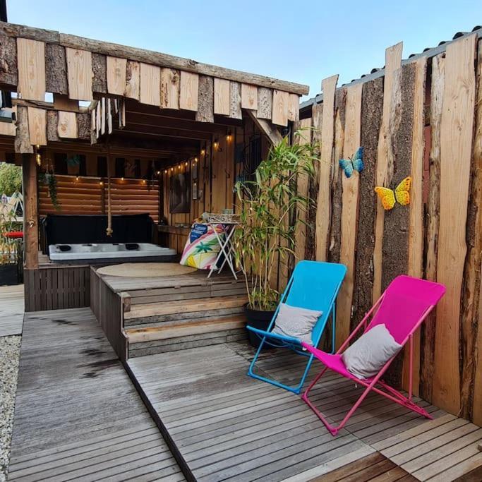 Wellness Chalet Met Jacuzzi, Sauna, Omheinde Tuin, Sint-Annaland Eksteriør bilde