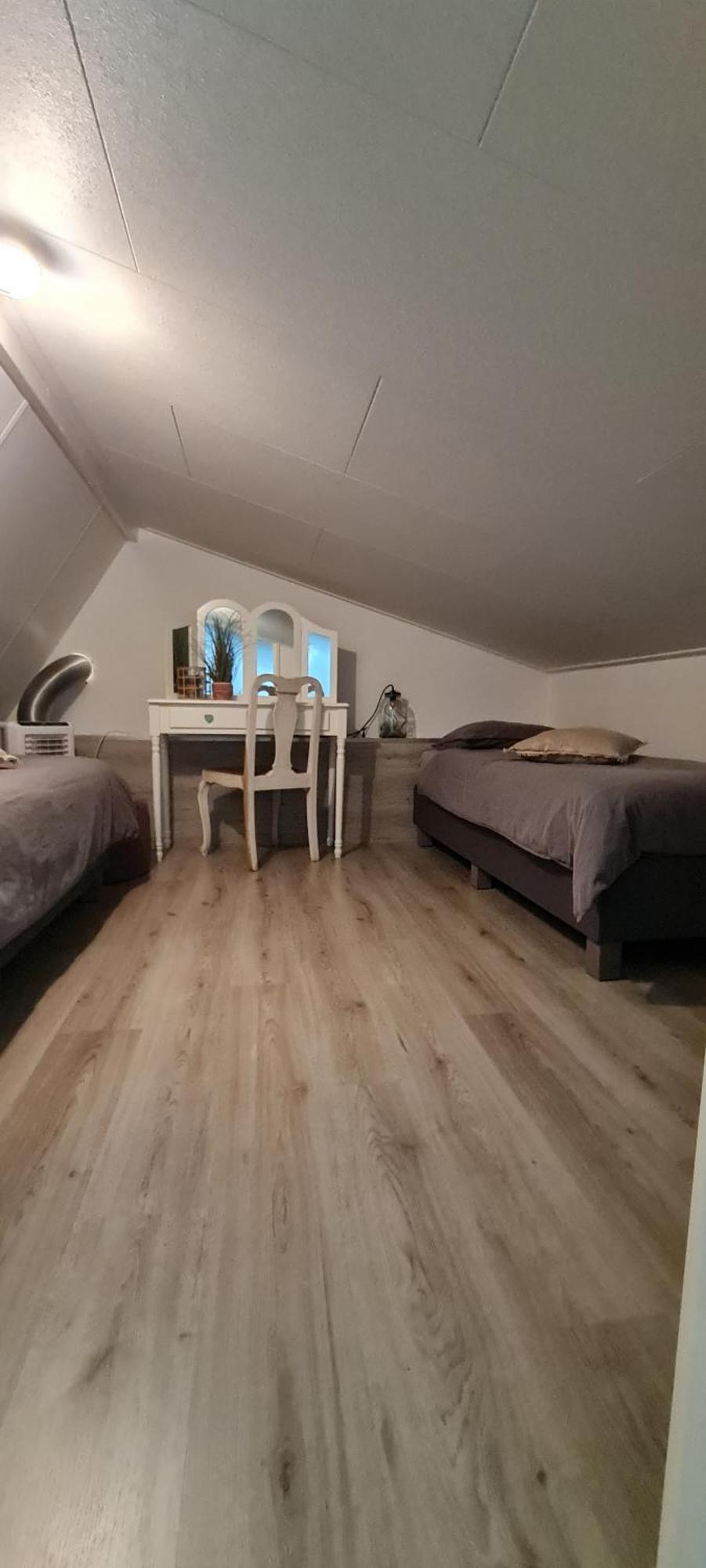 Wellness Chalet Met Jacuzzi, Sauna, Omheinde Tuin, Sint-Annaland Eksteriør bilde