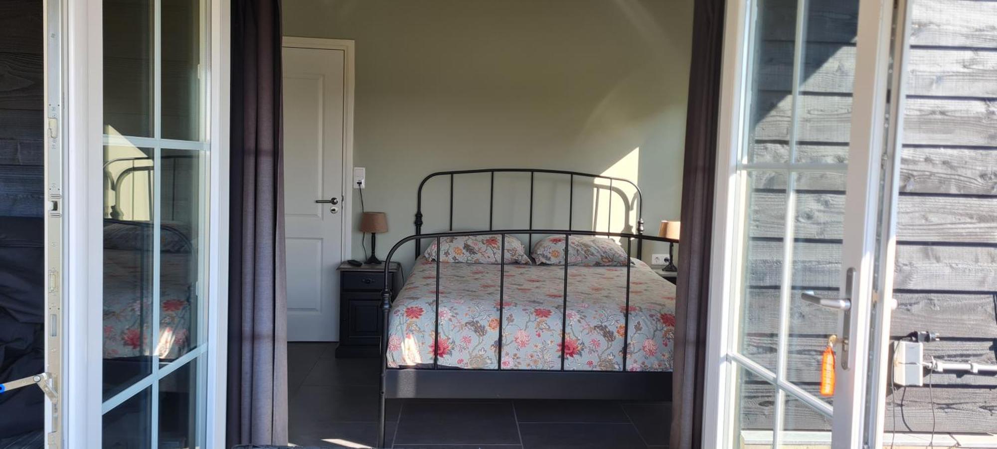 Wellness Chalet Met Jacuzzi, Sauna, Omheinde Tuin, Sint-Annaland Eksteriør bilde